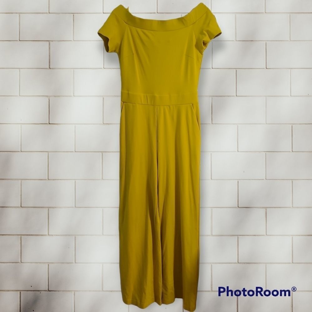 New York & Co. Medium NEW Yellow scoop neck, slide front pockets jumpsuit